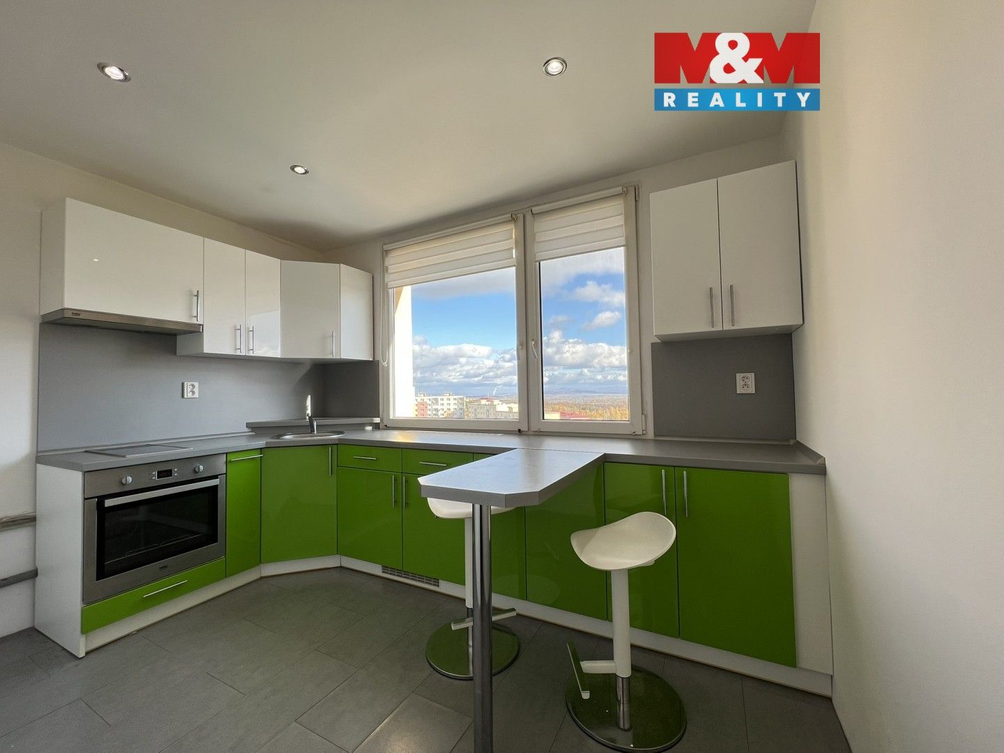 2+1, Holešická, Chomutov, 63 m²