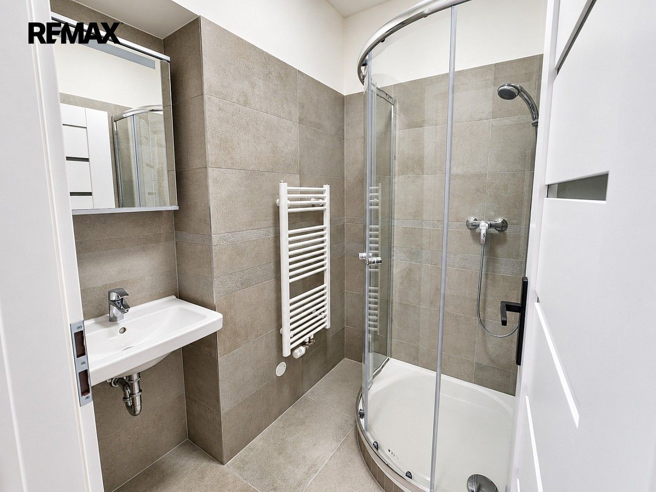 Byt 2+kk · 51 m² · Slaný, okres Kladno, Středočeský kraj - 3