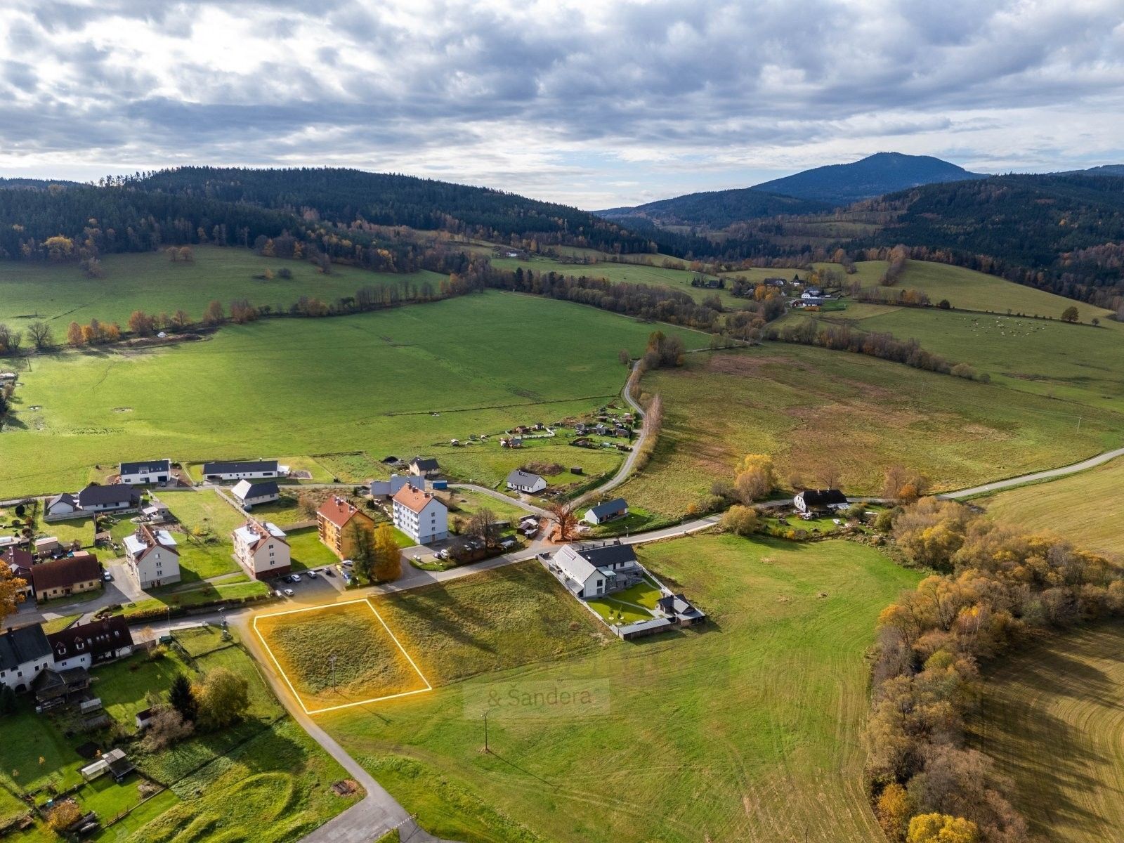 Prodej pozemek pro bydlení - Záblatí, 1 561 m² - 5