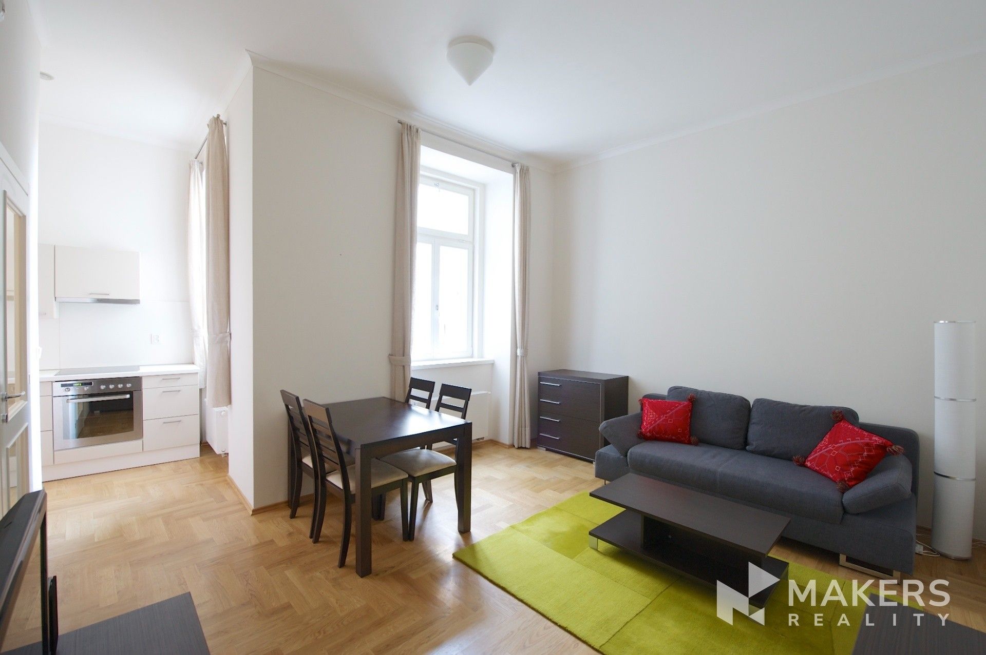 2+kk, Vratislavova, Praha, 50 m²