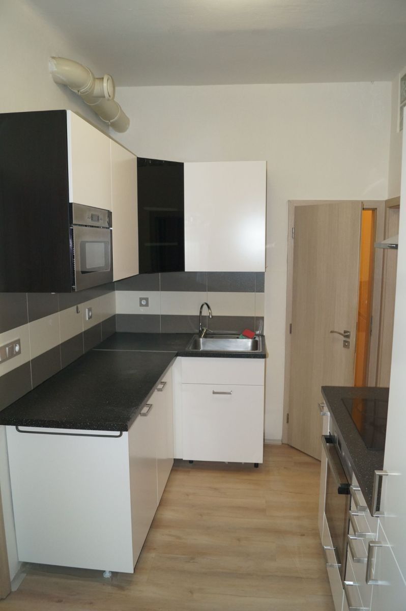 Pronájem byt 2+1 - Heřmanova, Praha - Holešovice, 52 m² - 5