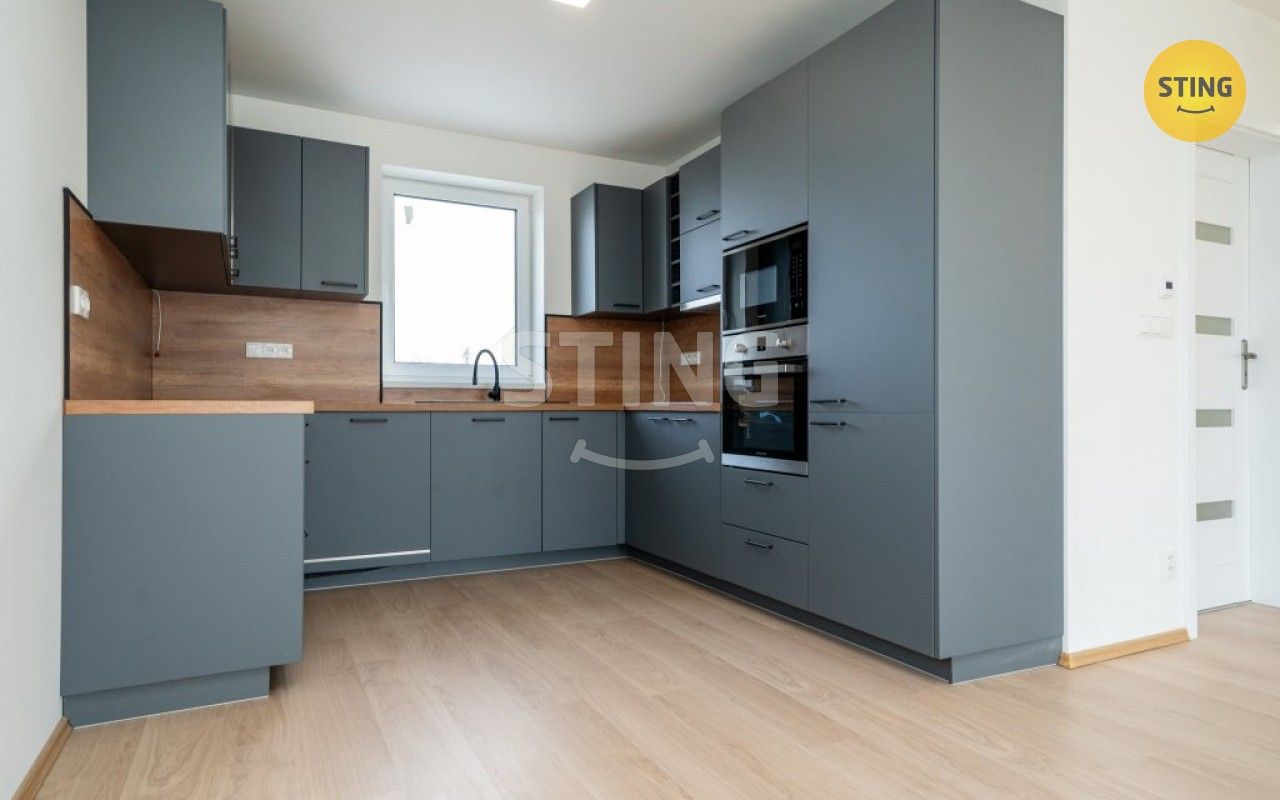 Prodej rodinný dům - Jabloňová, Rychvald, 93 m²