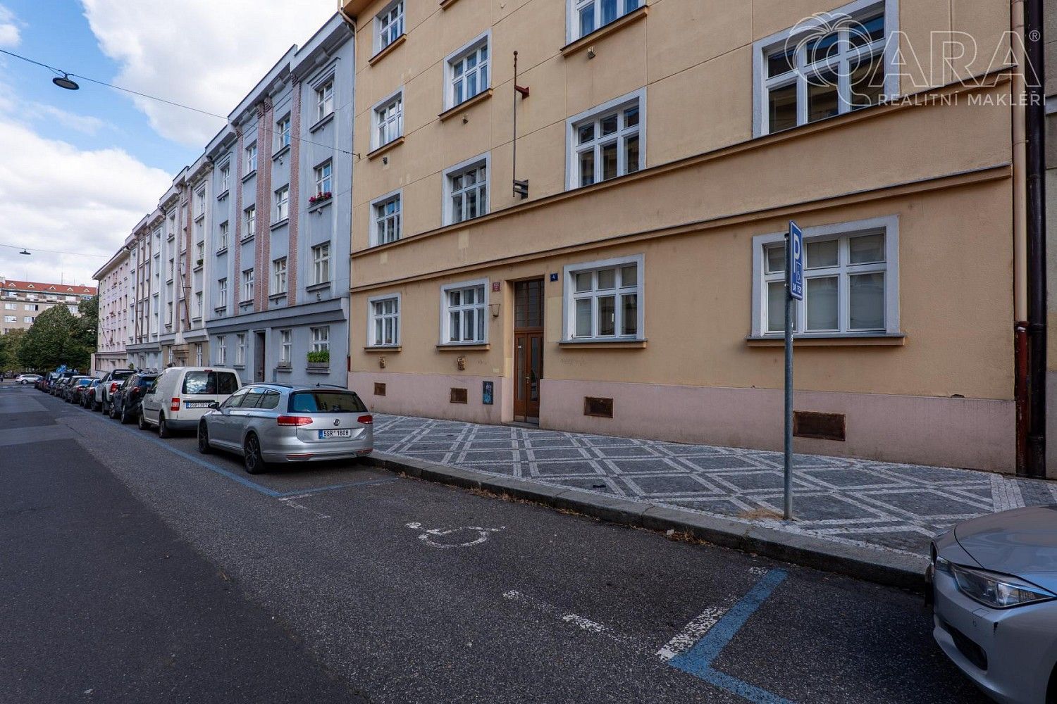 Byt 3+1 · 85 m² · N. A. Někrasova, Praha 6 - Bubeneč - 4