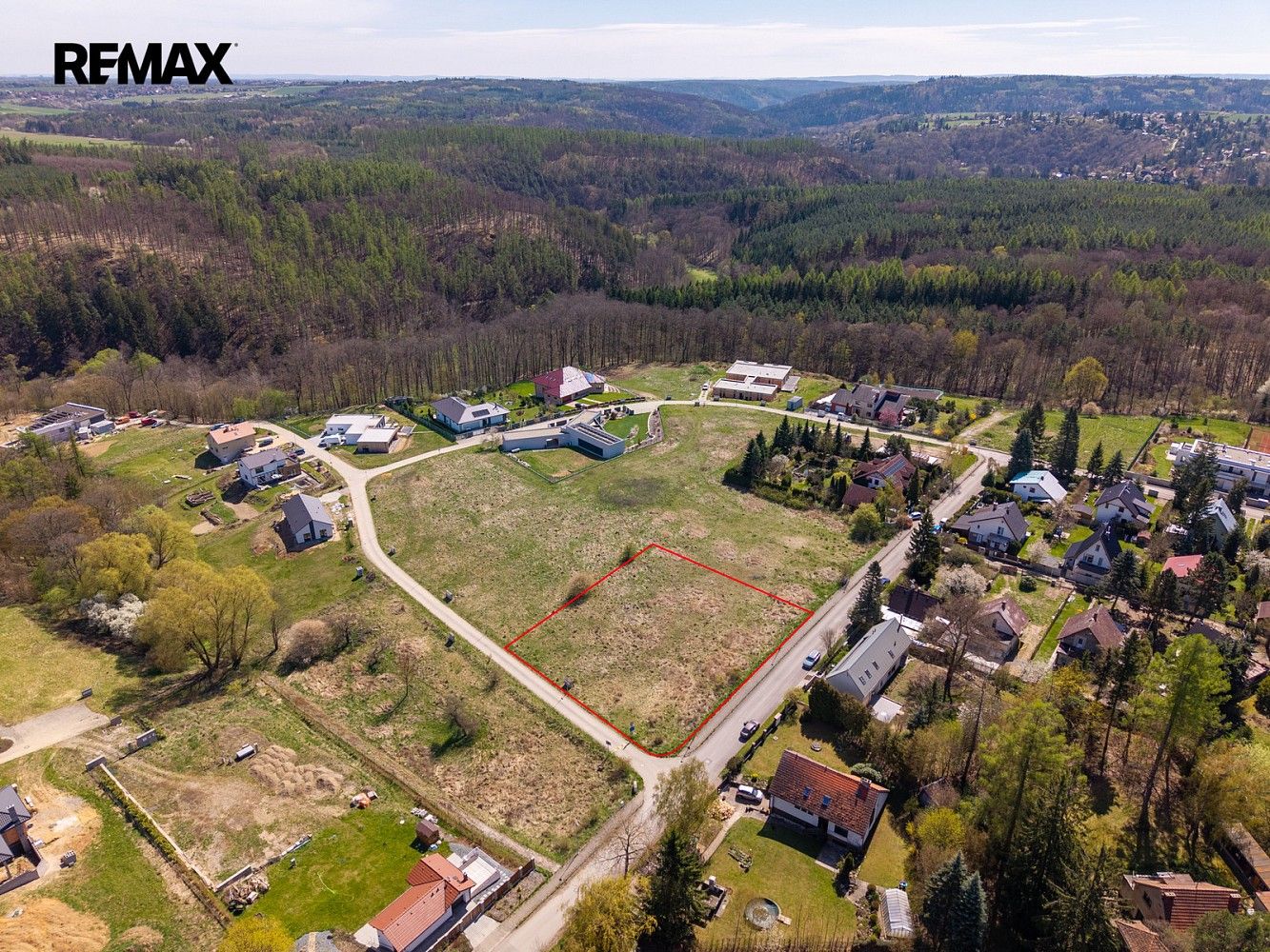 Pozemek pro bydlení, 2 049 m²