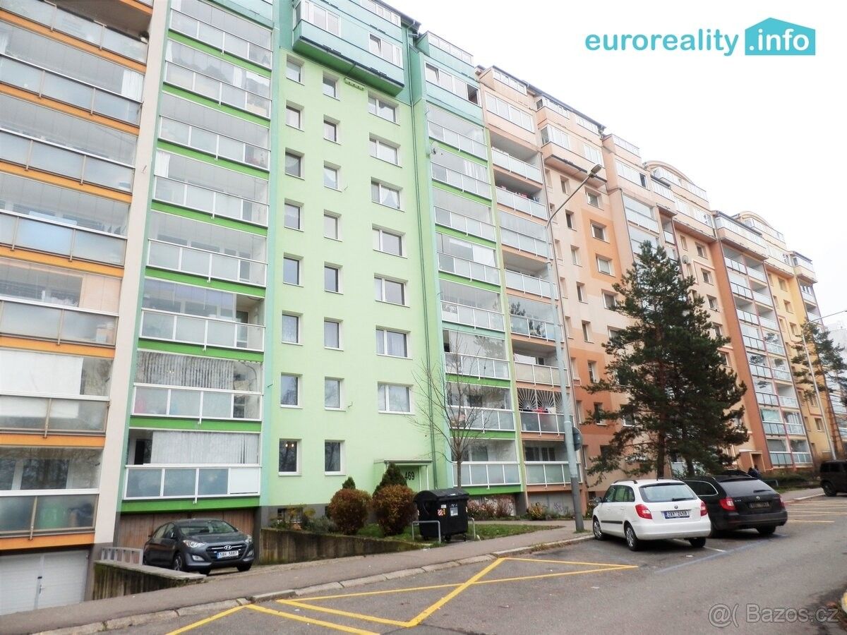 Byty, Praha, 199 00