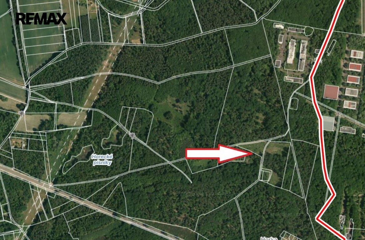 Les · 15 753 m² · Lázně Bohdaneč - 4