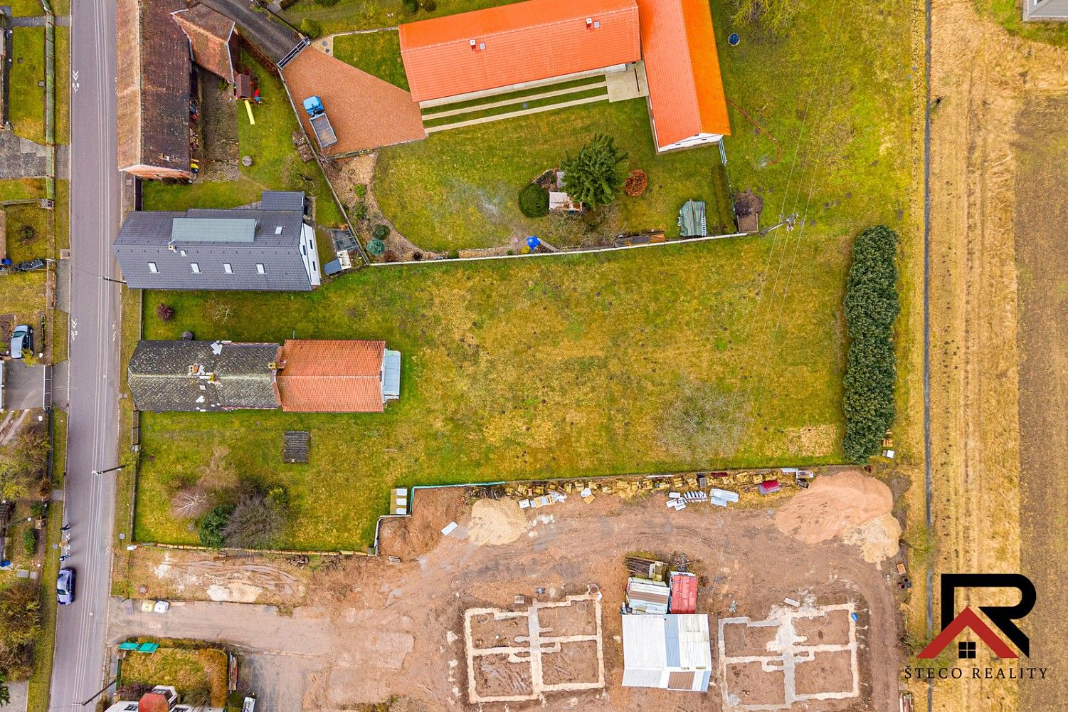 Rodinné domy, Lochenice, okres Hradec Králové, 209 m² - 2