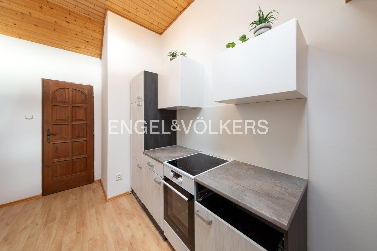 1+1, U Cvičiště 59, Plzeň Doubravka, 70 m² - 2