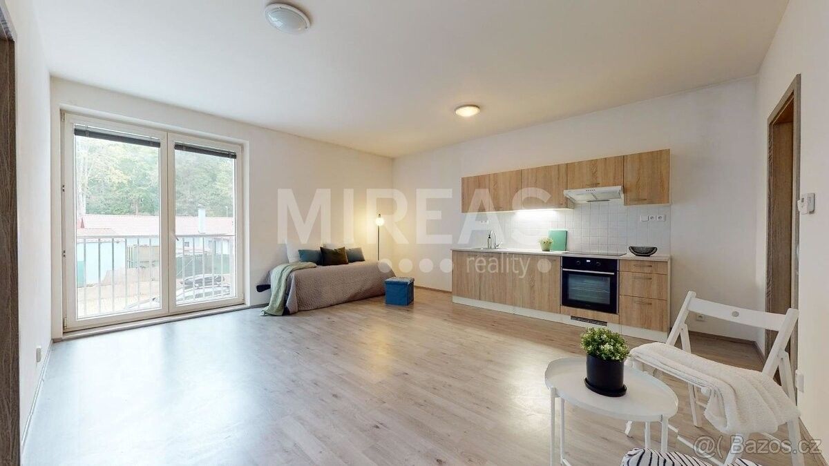 Pronájem byt - Milovice nad Labem, 289 24