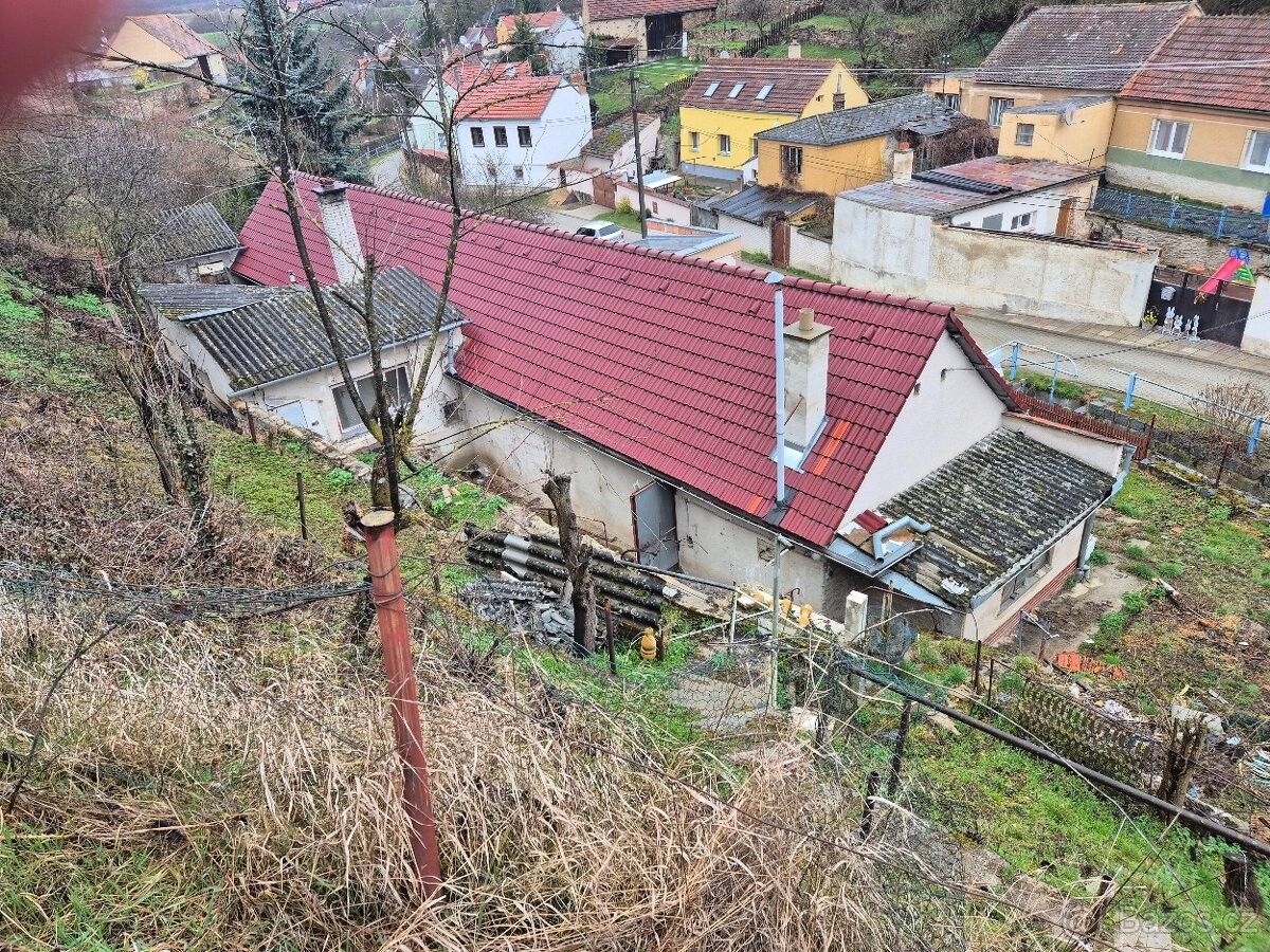 Rodinné domy, Znojmo, 671 81 - 2