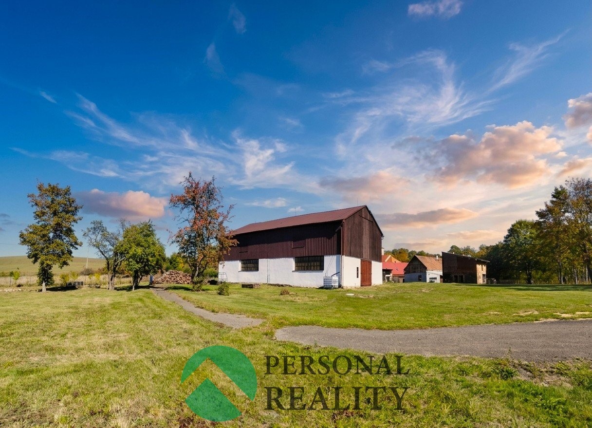 Pozemek pro bydlení, 7 528 m²
