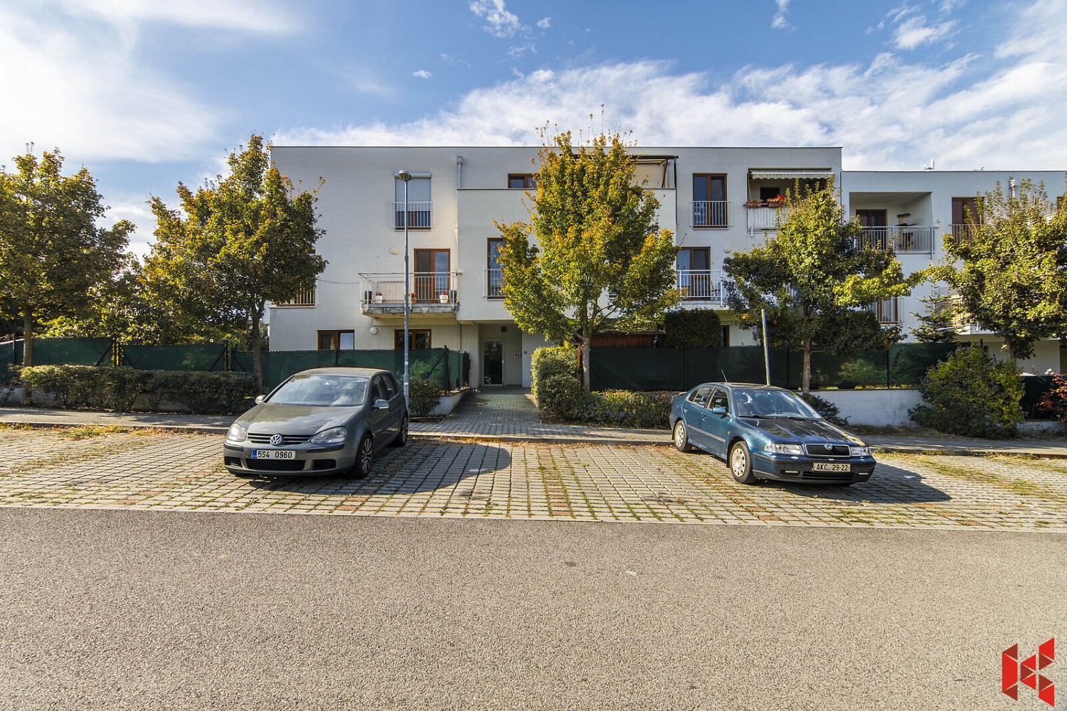 Prodej byt 3+kk - Lomená, Zbuzany, okres Praha-západ, 88 m² - 2