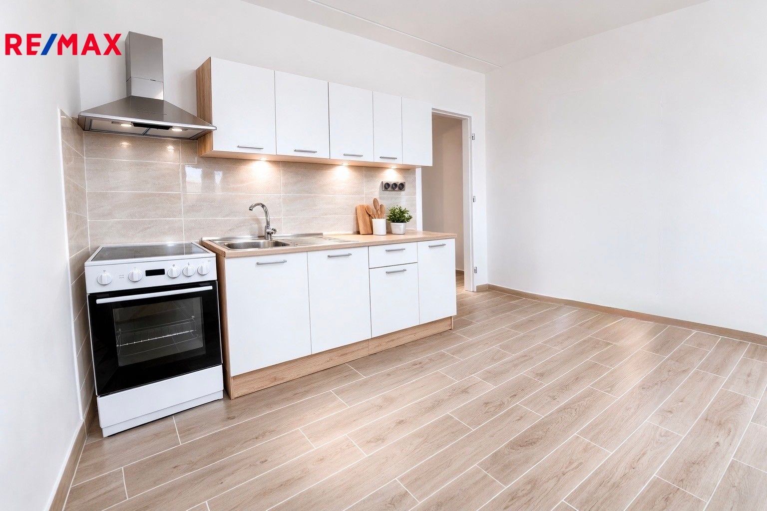 1+1, Jabloňová, Žatec, 37 m²