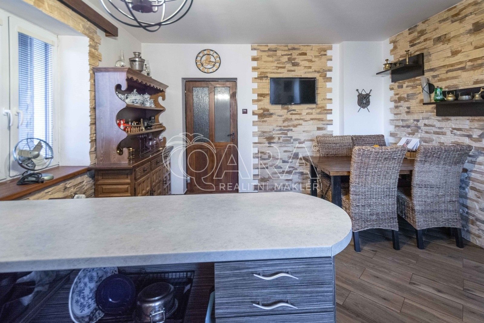 Prodej byt 3+1 - Příčná 234, Libiš, 92 m²