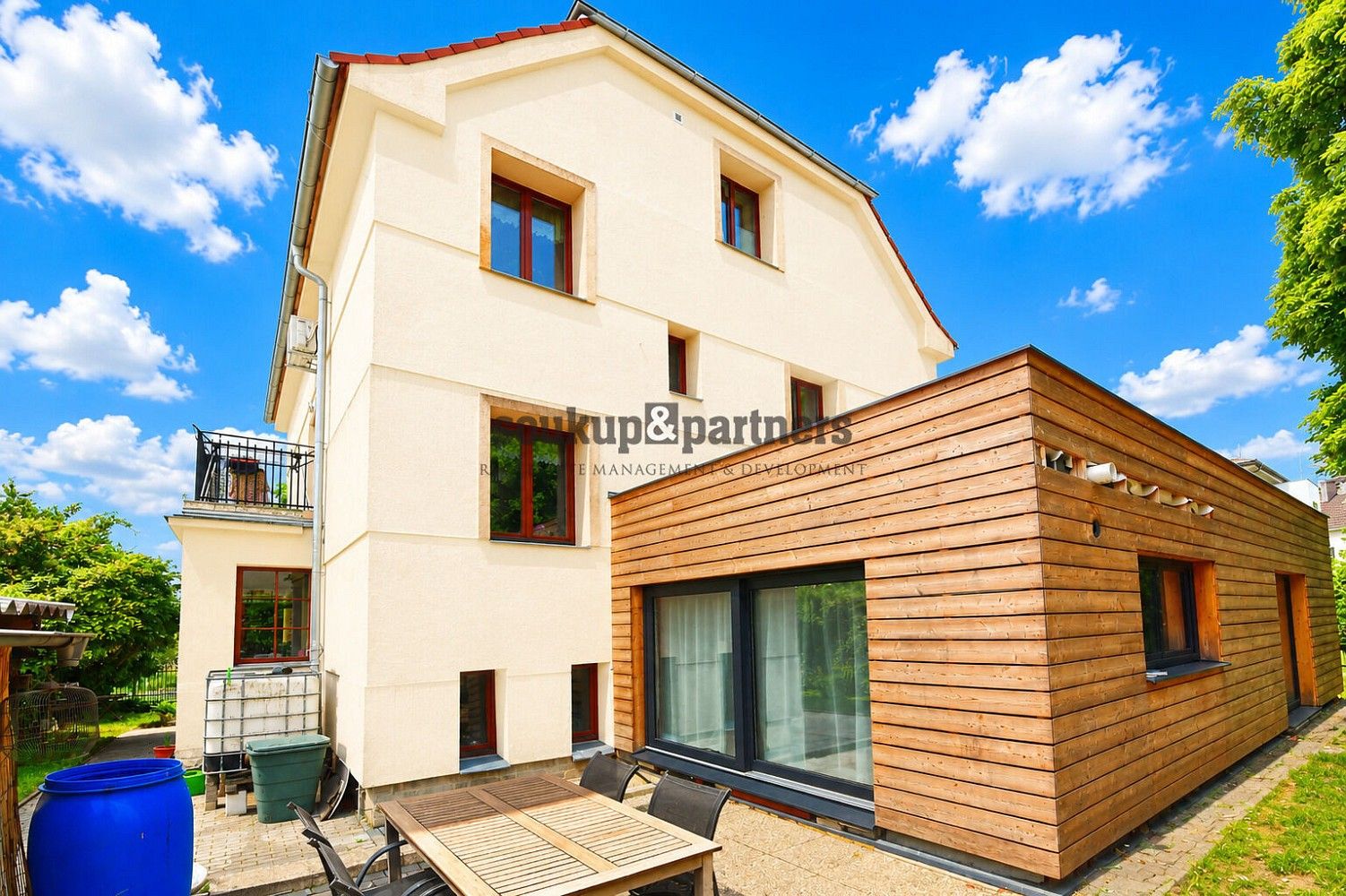 Rodinný dům, 352 m²