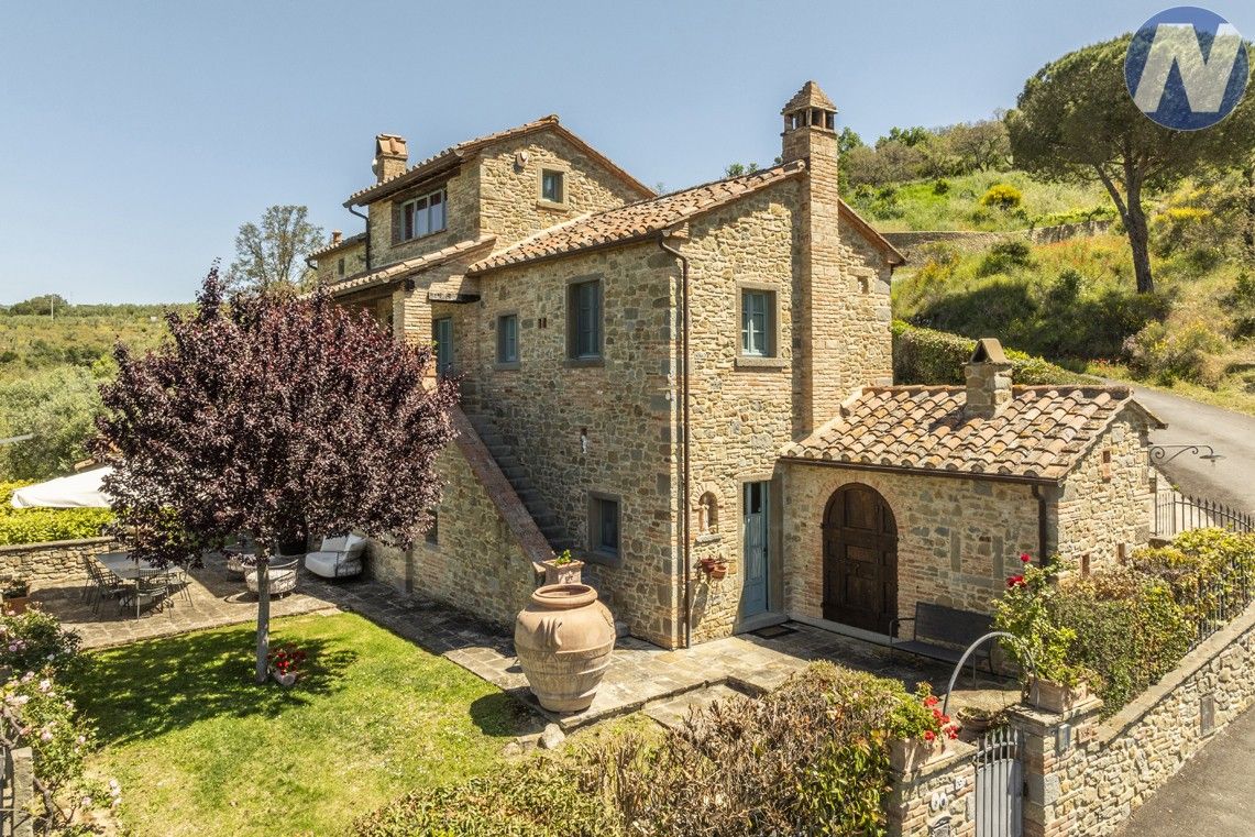 Prodej rodinný dům - 987 66, Zahraničí