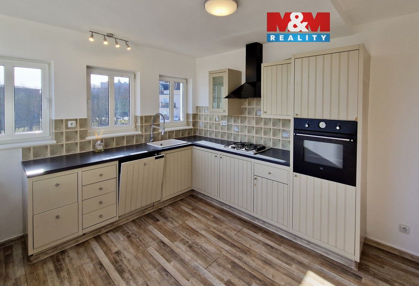 4+kk, Zelená, Cheb, 120 m²