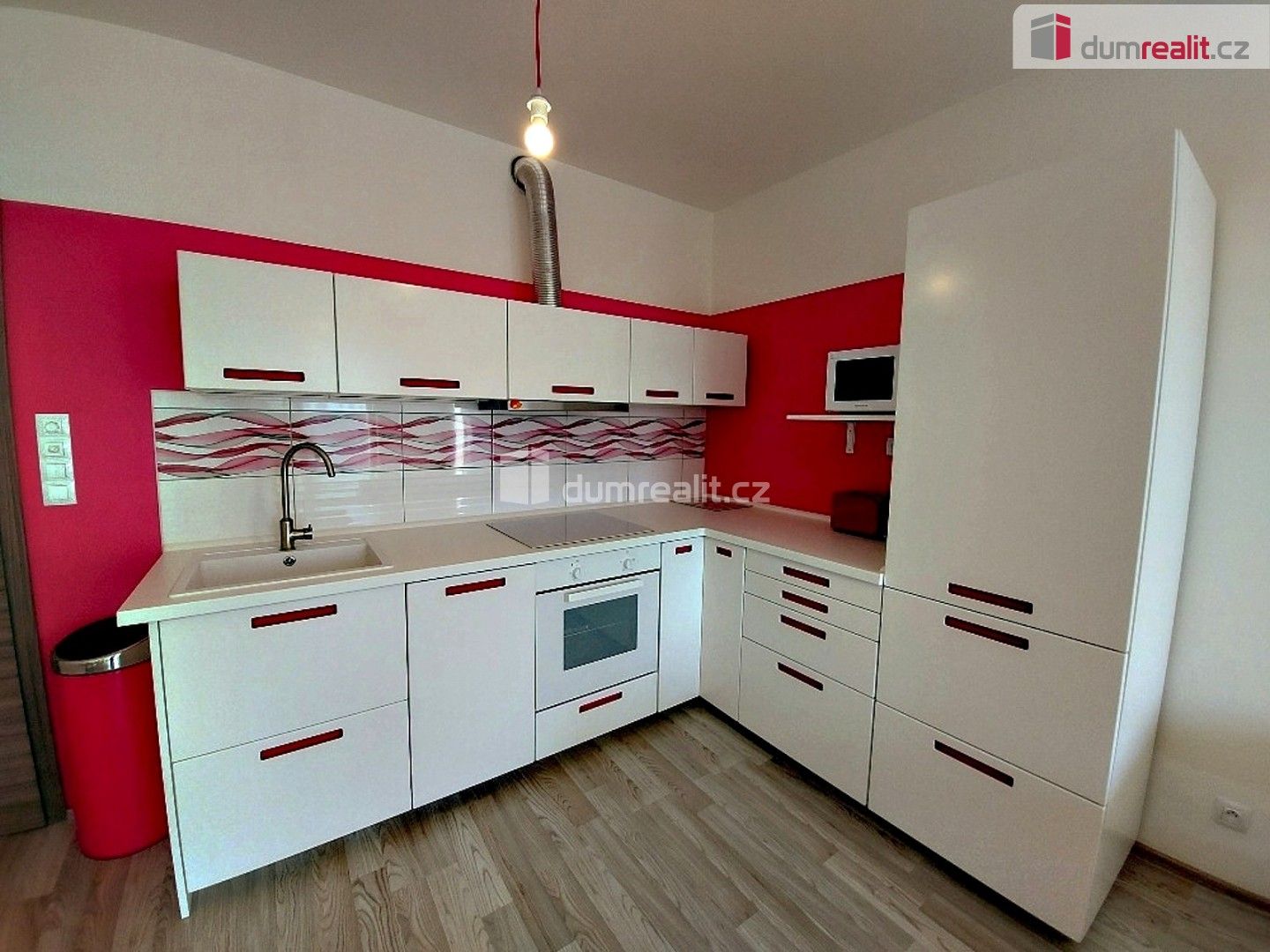 1+kk, Kadečkové, Praha, 37 m²