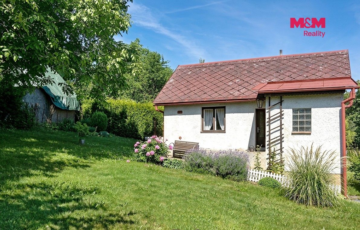 Chaty, Hlavice, 37 m² - 1