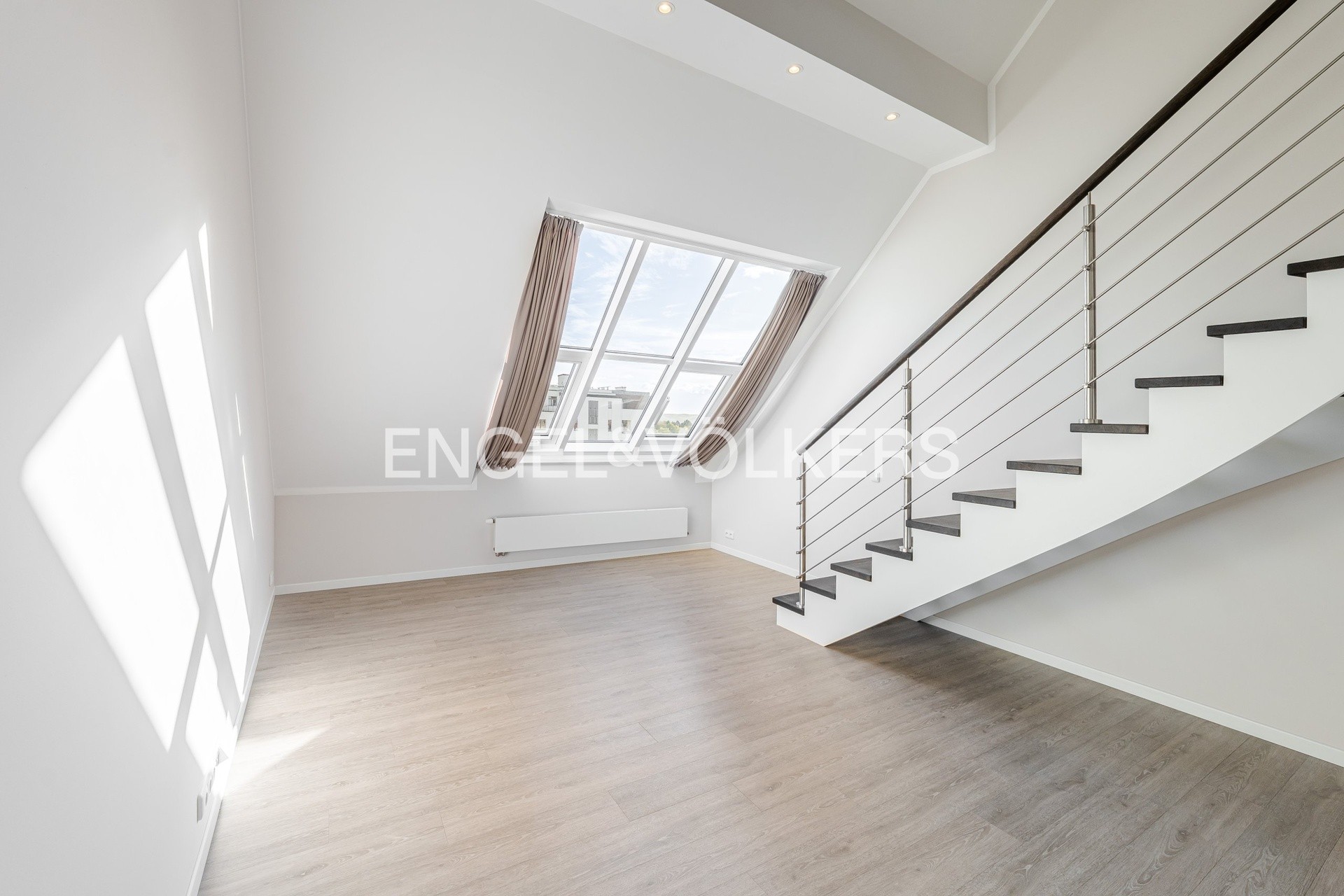 3+1, Na výšinách 886, Praha Bubeneč, 98 m² - 1