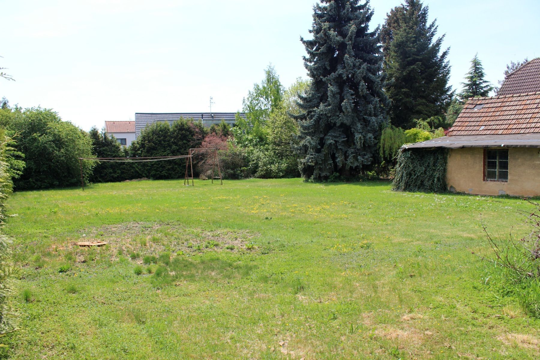 Pozemek pro bydlení, 1 914 m²