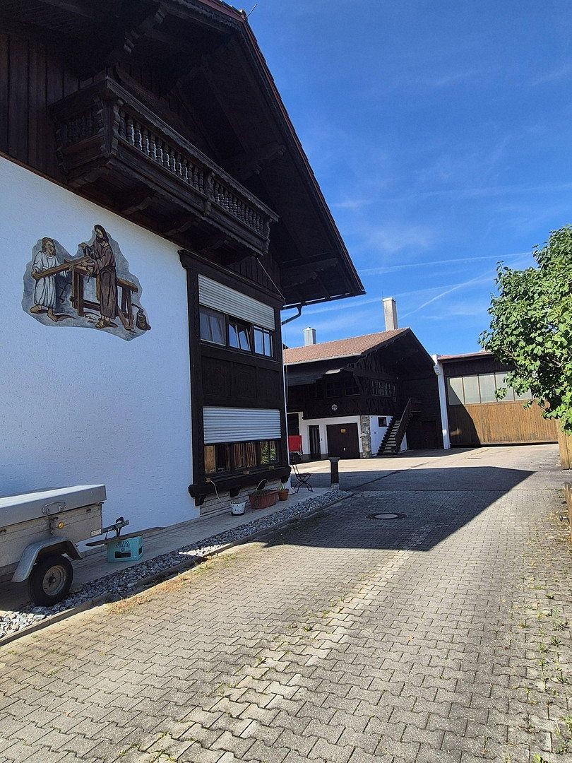 Rodinné domy, Grafinger Str. 40 Grafing Straußdorf Bayern 85567, 235 m² - 2