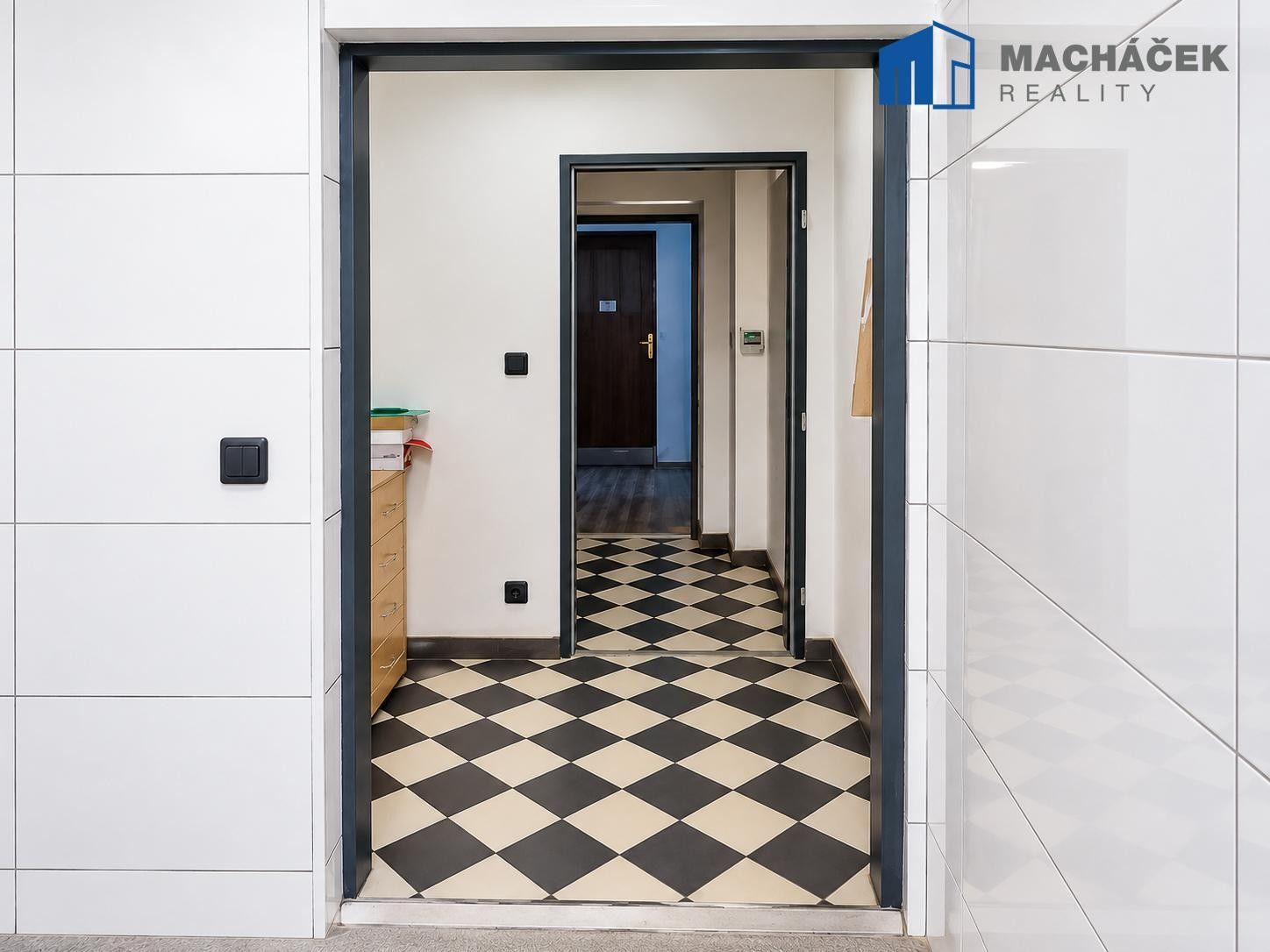 Pronájem obchodní prostory - Masarykova, Duchcov, 77 m² - 5