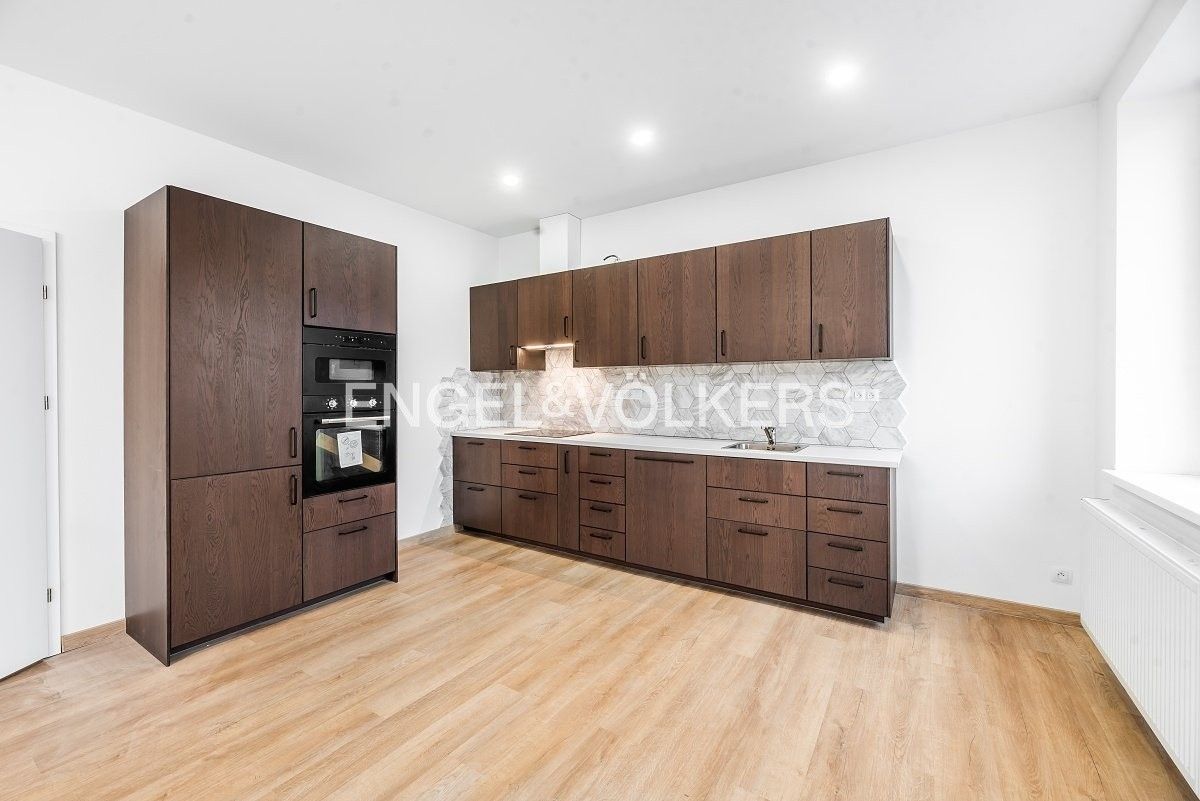 Pronájem byt 3+kk - Na louži, Praha, 98 m²