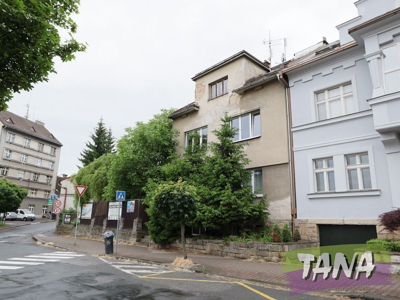 3+kk, Kotkova, Dvůr Králové nad Labem, okres Trutnov, 90 m² - 1