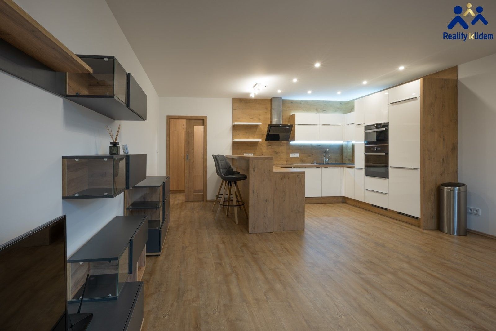 Prodej byt 2+kk - Velešovice, 62 m²