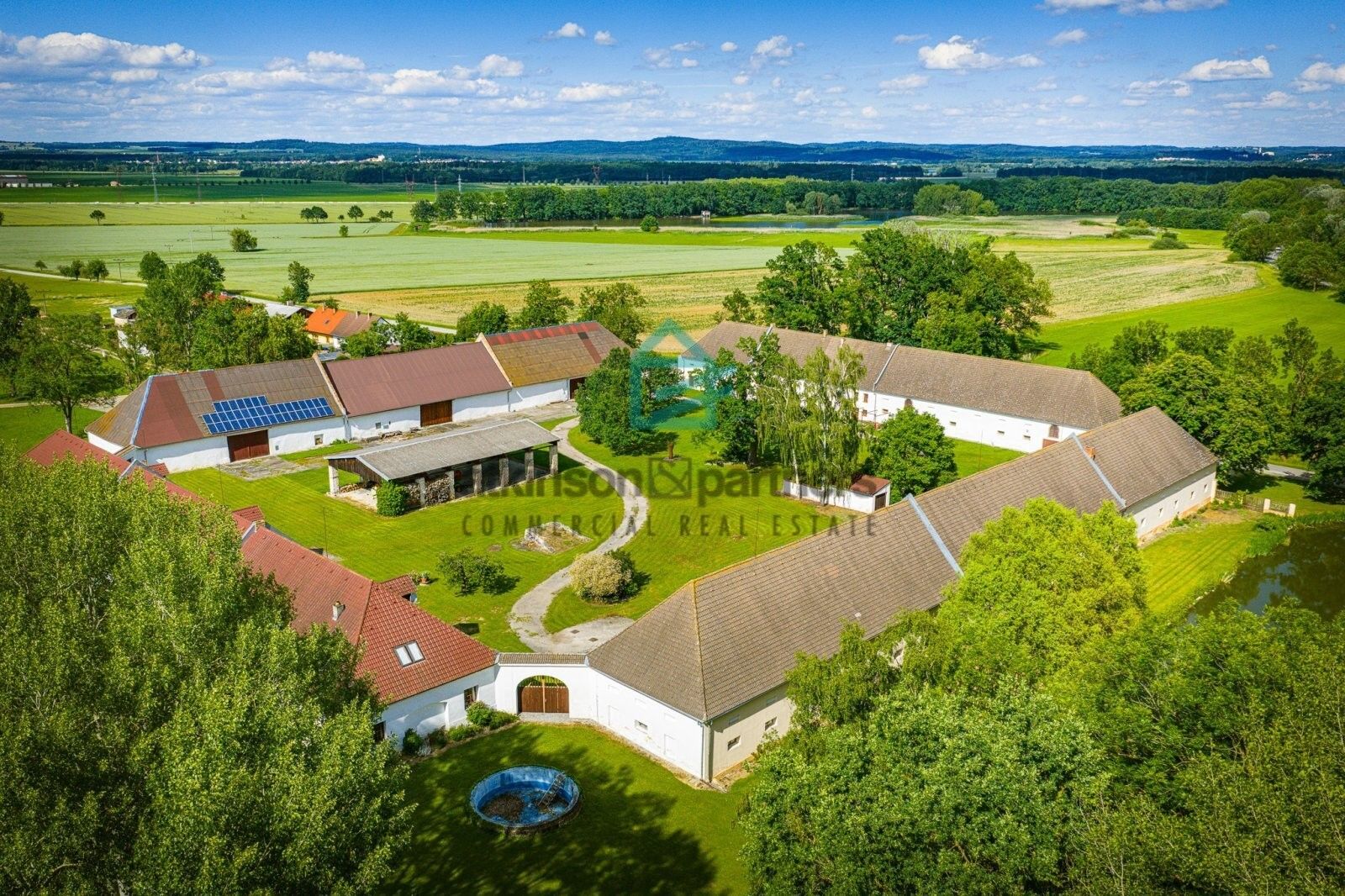 Zemědělská usedlost, 1 600 m²