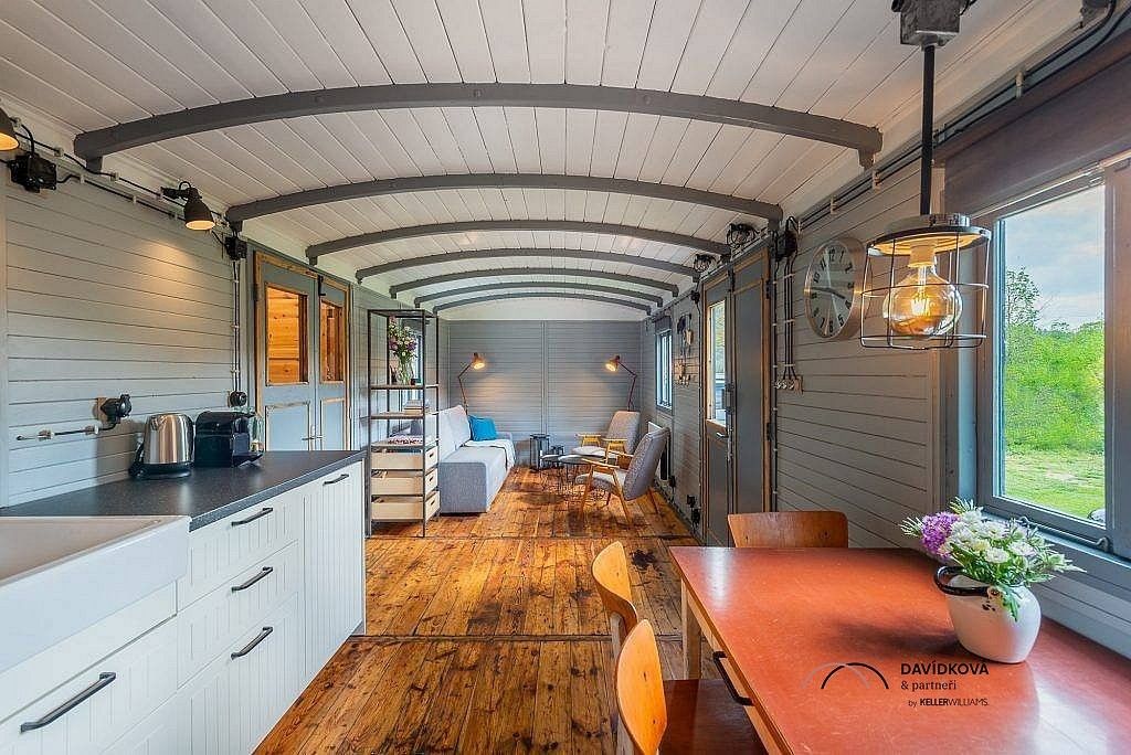 Chalupy, Dolní Břežany - Jarov, okres Praha-západ, Středočeský kraj, 45 m²