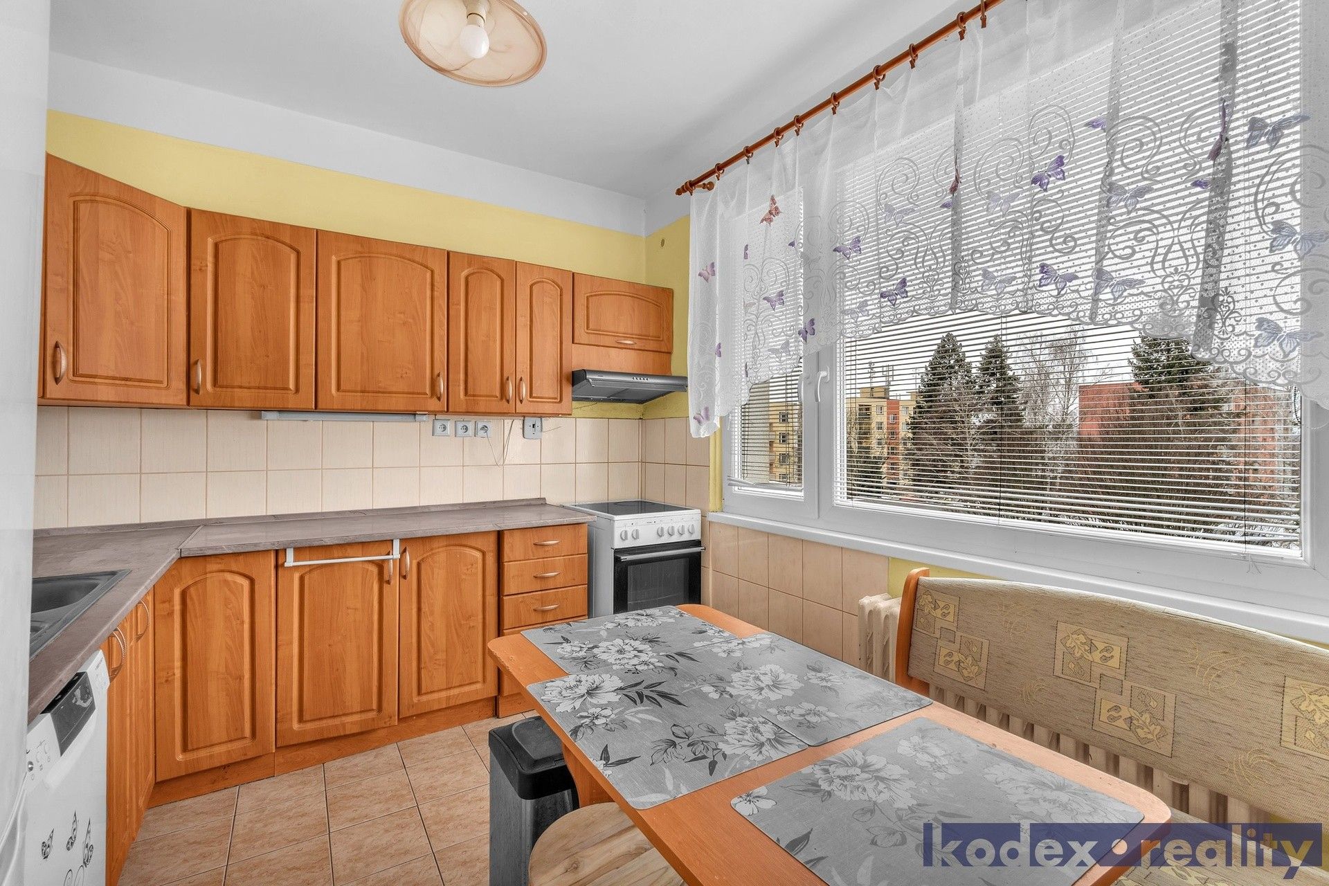 Prodej byt 2+1 - Na Lužci, Lázně Bohdaneč, 62 m²