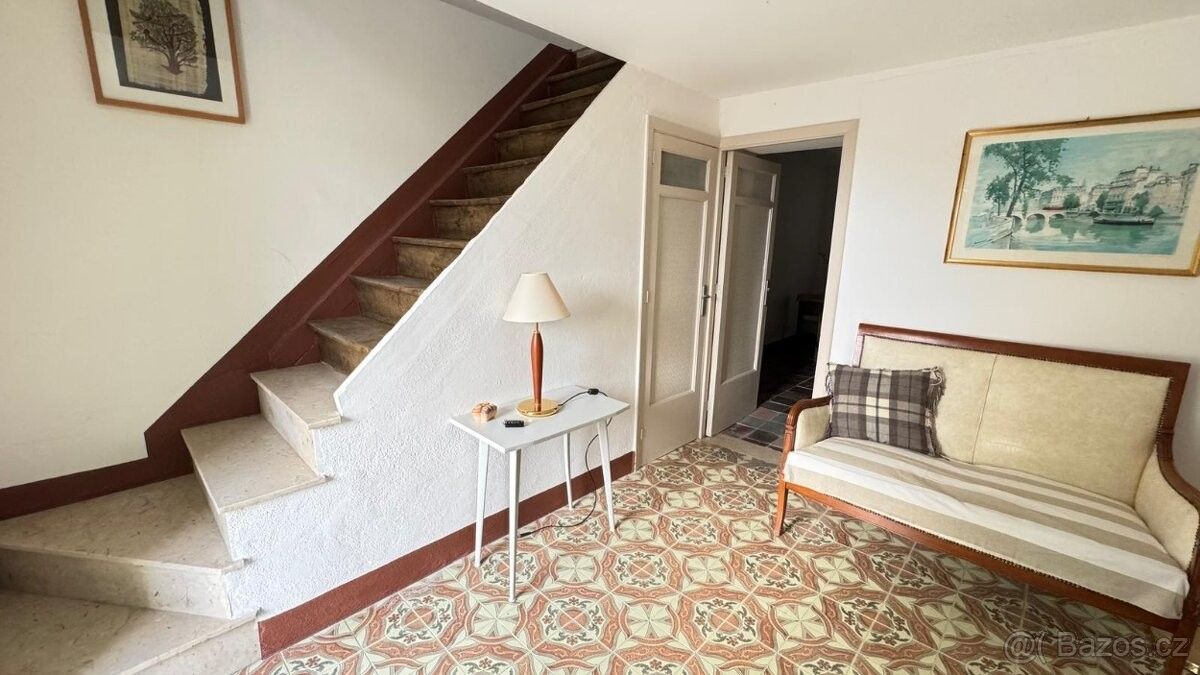 Prodej rodinný dům - 987 66, Zahraničí