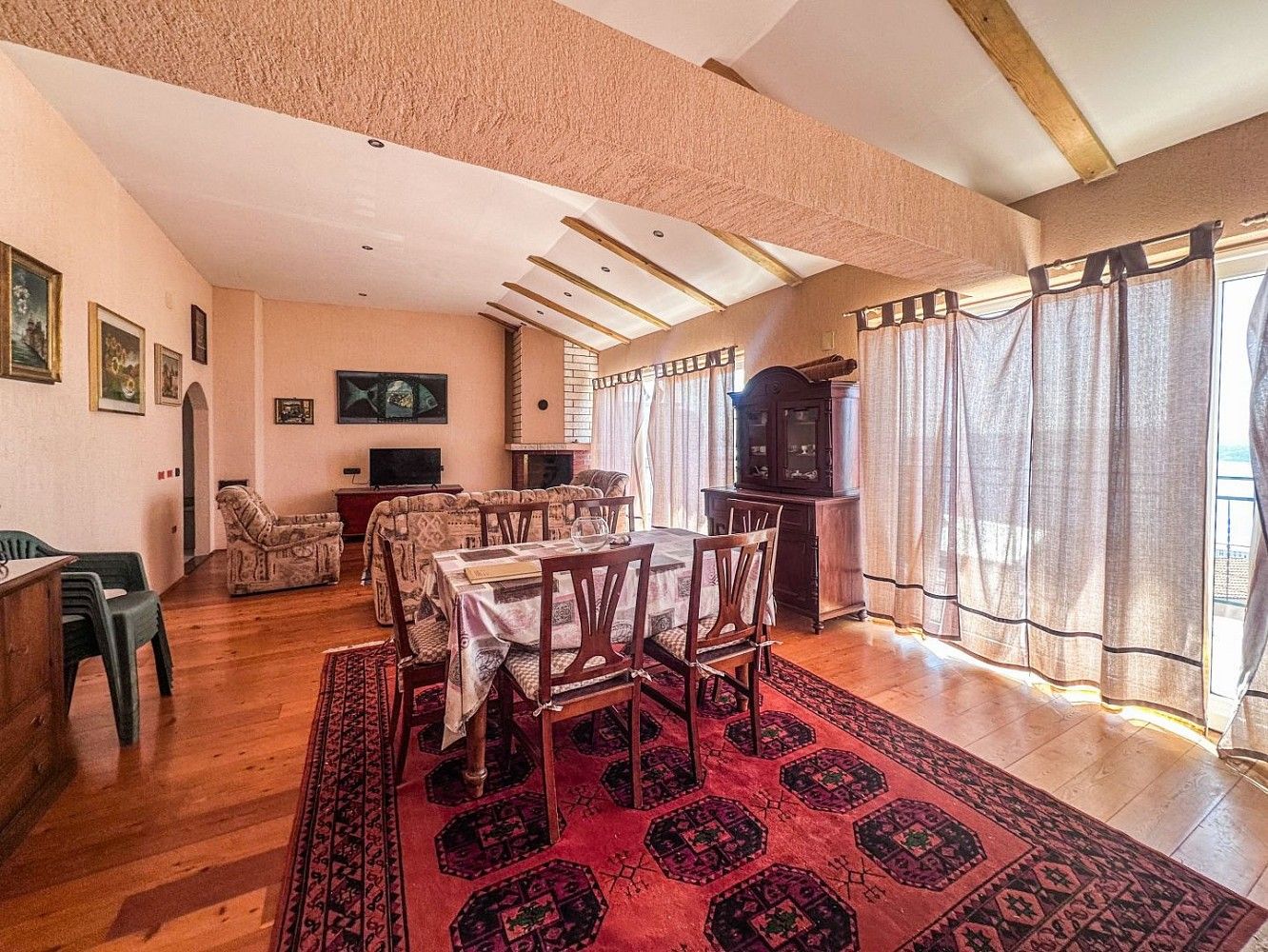 Rodinný dům, 400 m²