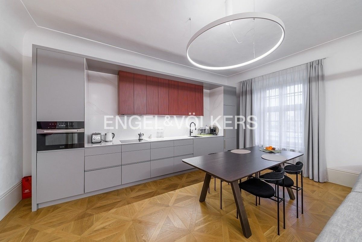 Pronájem byt 2+kk - Na Kampě 515, Praha Malá Strana, 72 m² - 2