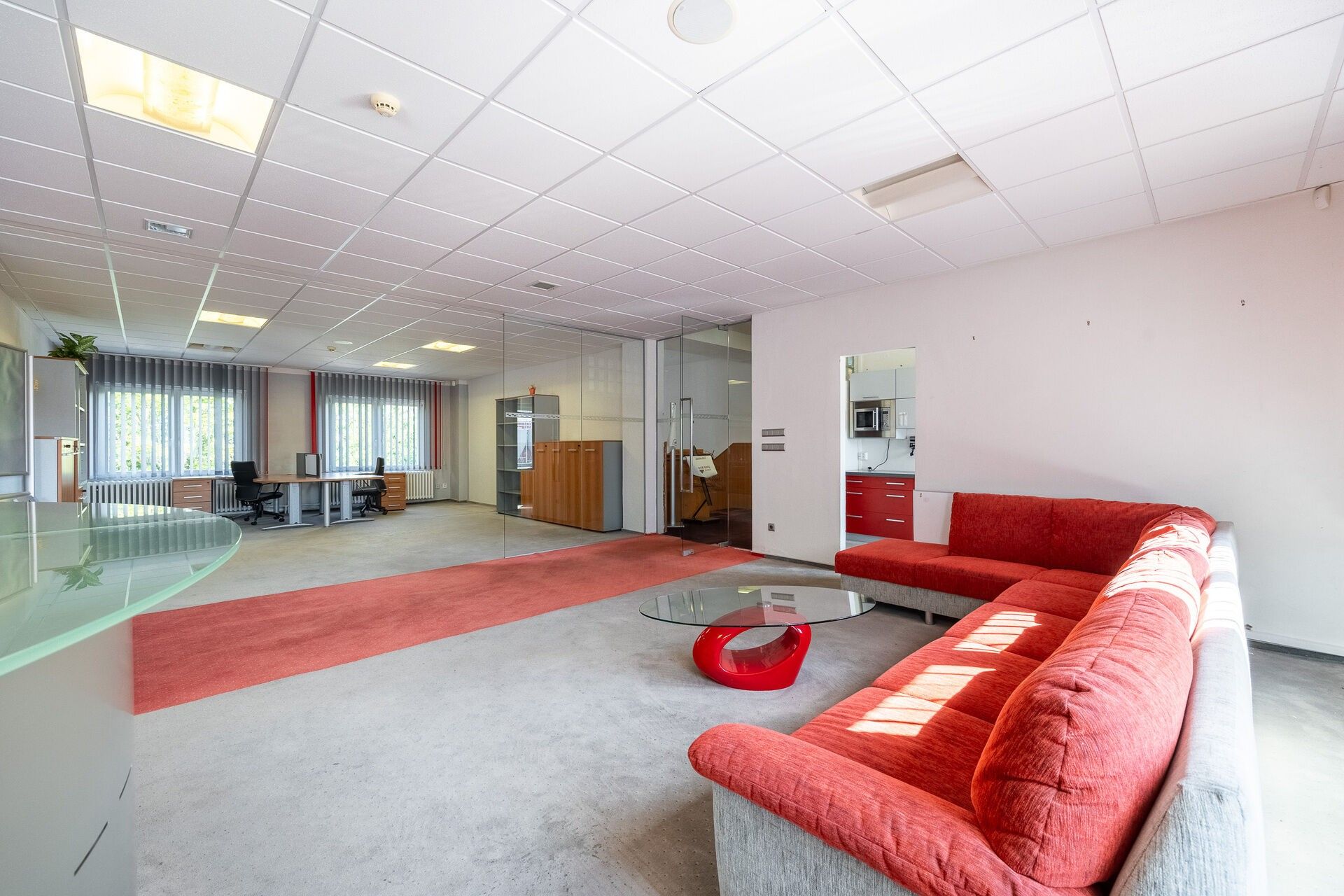 Pronájem obchodní prostory - Dopravní, Nymburk, 200 m²