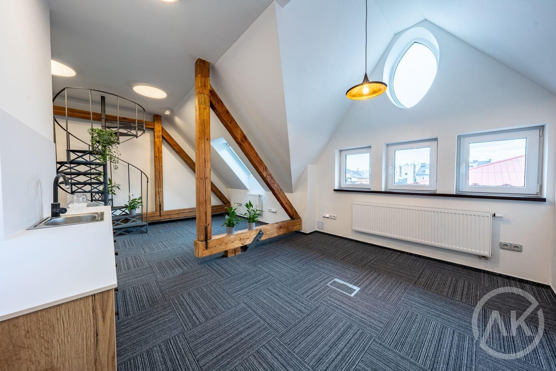 Kanceláře, Nivnická, Ostrava, 72 m²