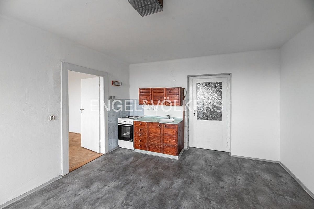 2+kk, Praha - Kobylisy, okres Praha 8, Hlavní město Praha, 44 m² - 2