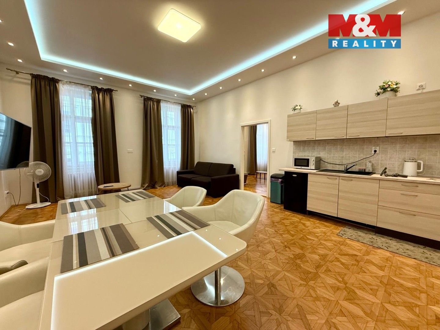 Prodej byt 3+1 - Dlážděná, Praha, 145 m²