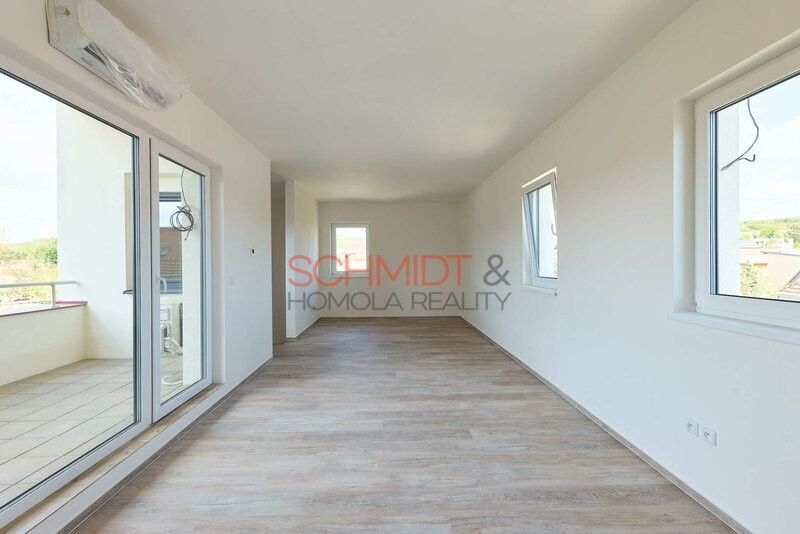 Byty, Hustopeče u Brna, 693 01