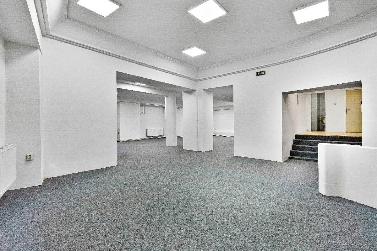 Pronájem obchodní prostory - Jablonec nad Nisou, 466 01