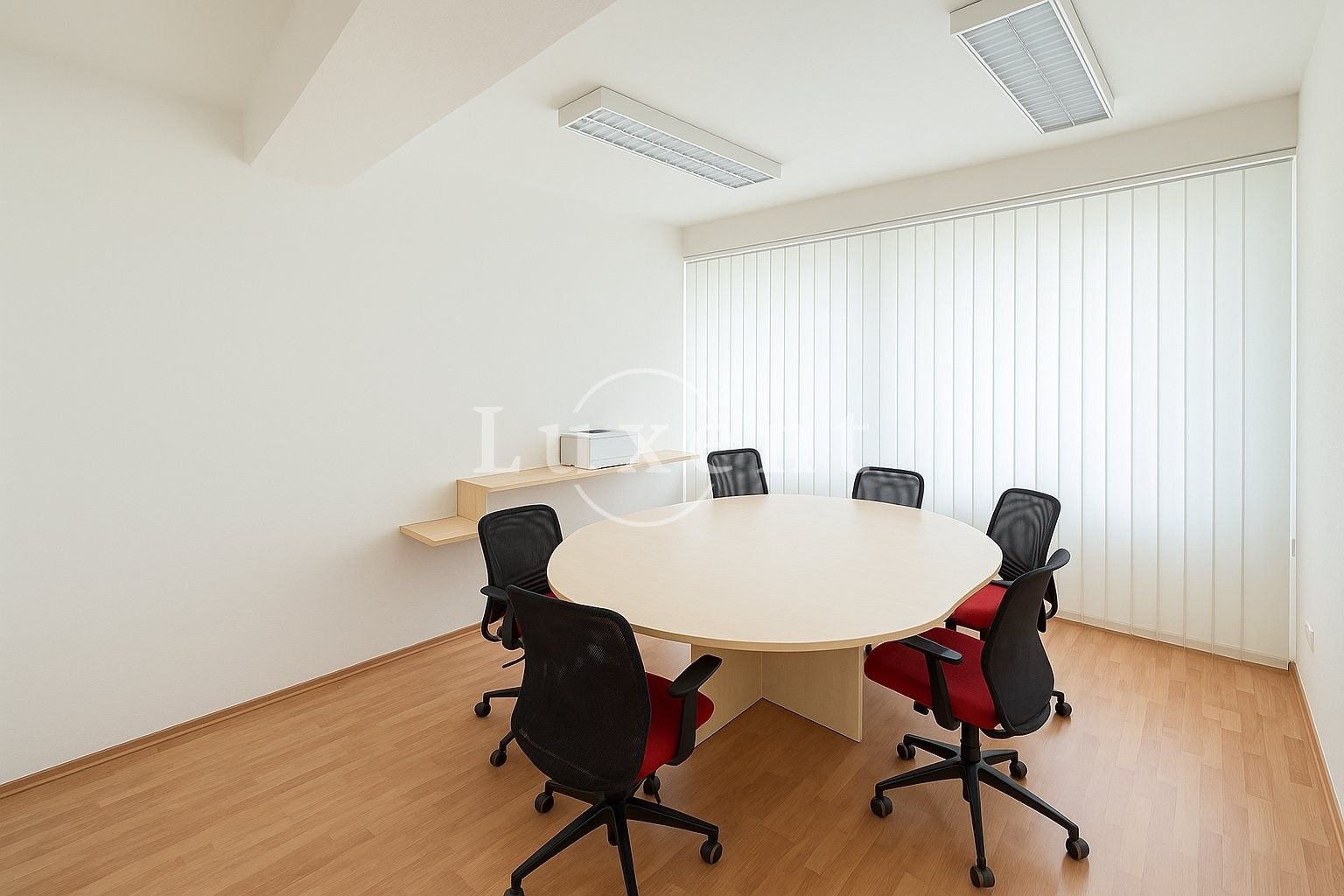 Pronájem kancelář - Břehová, Praha, 13 m²