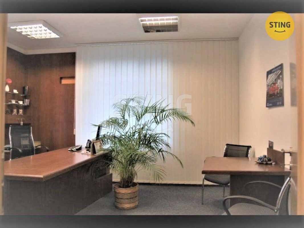 Kanceláře, Vrázova, Ostrava, 100 m²