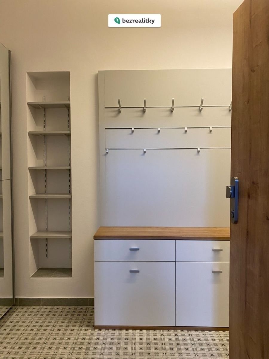 Prodej byt 2+1 - Lublaňská, Praha, 70 m²