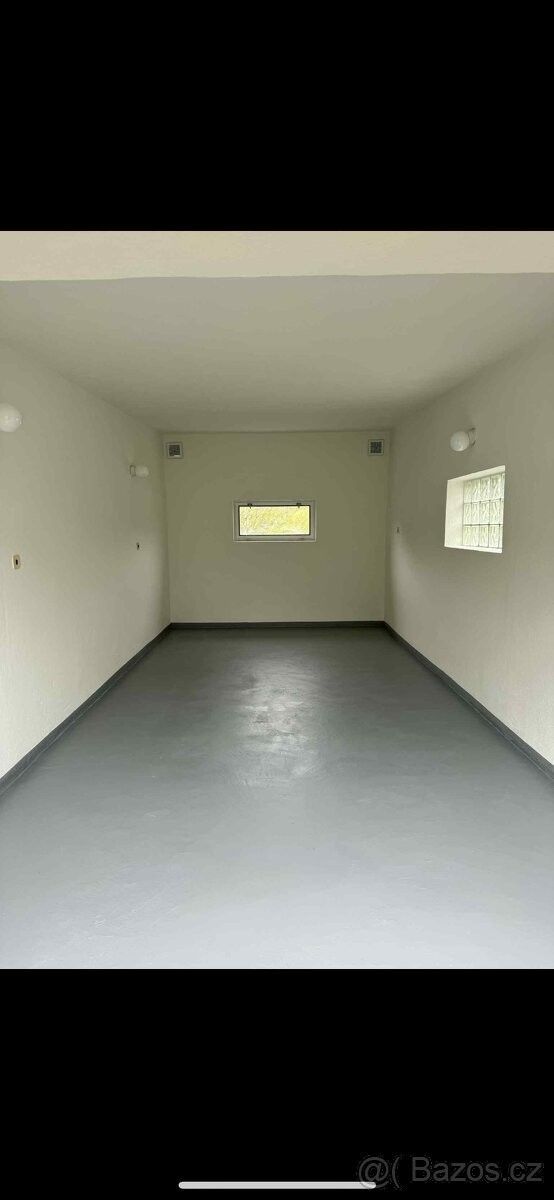 Prodej garáž - Blansko, 678 01