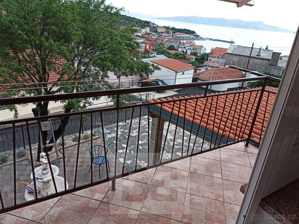 Rodinné domy, 987 66, Zahraničí - 2