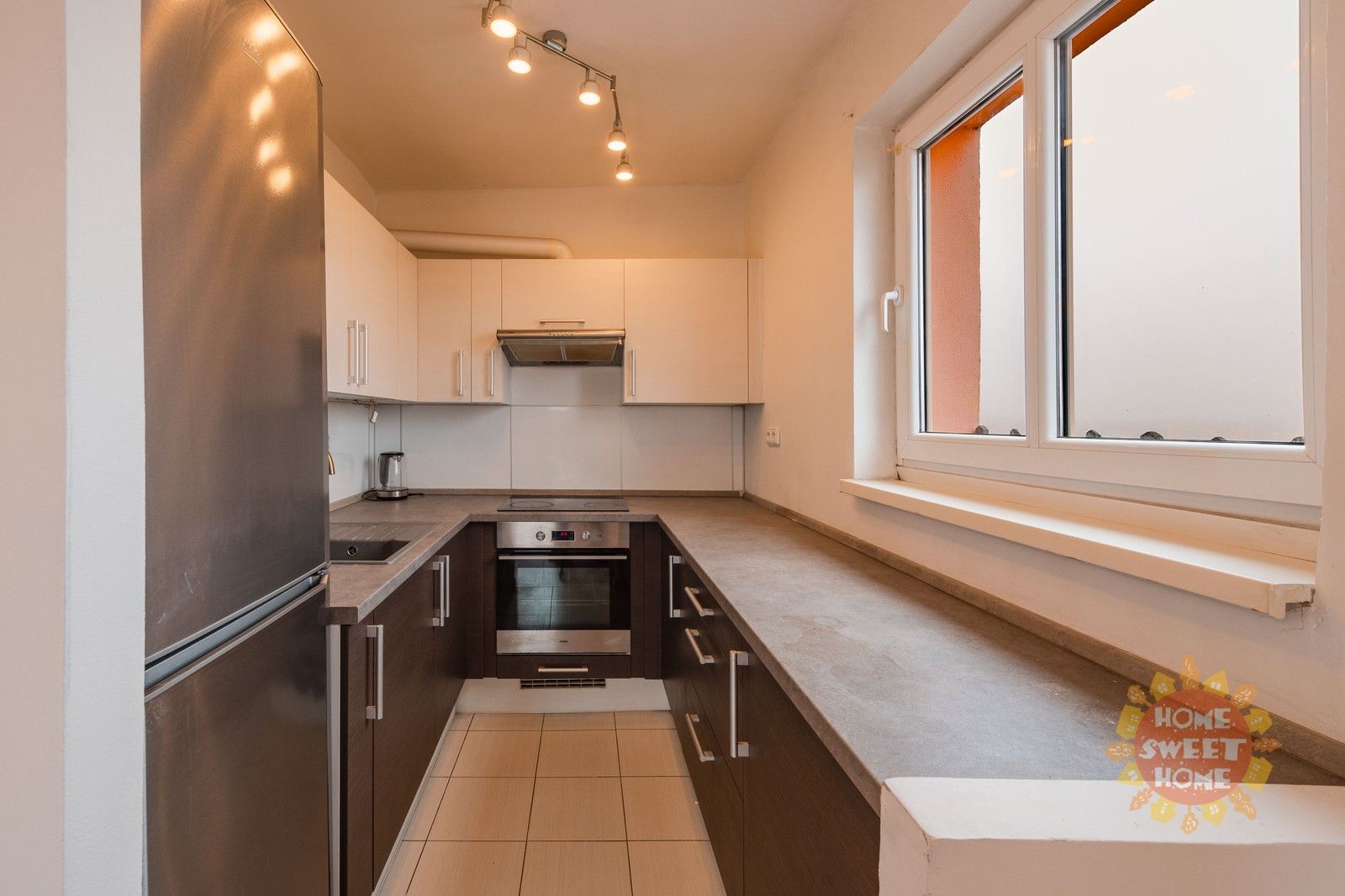 Pronájem byt 3+kk - Hlavní, Praha, 55 m²