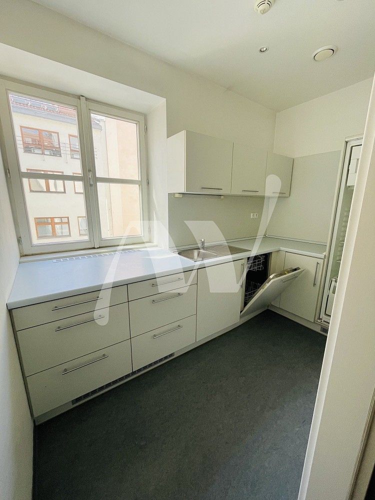 Pronájem kancelář - Praha - Nové Město, okres Praha 2, Hlavní město Praha, 144 m² - 5