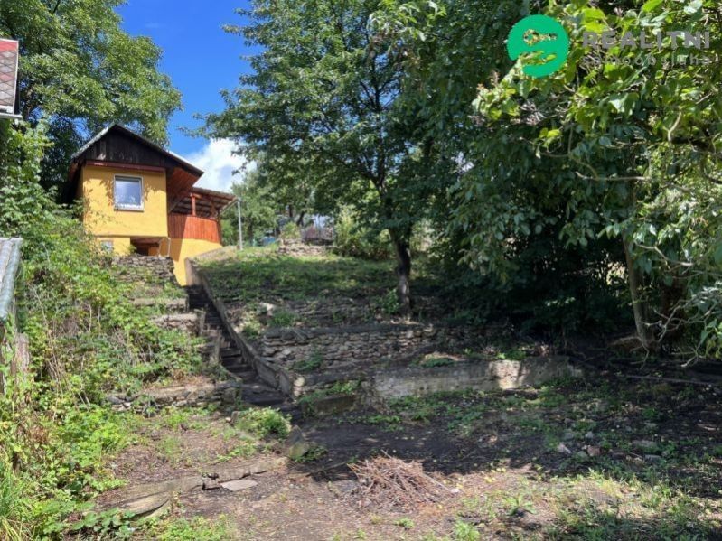 Zahrady, Janov, Litvínov, 469 m²